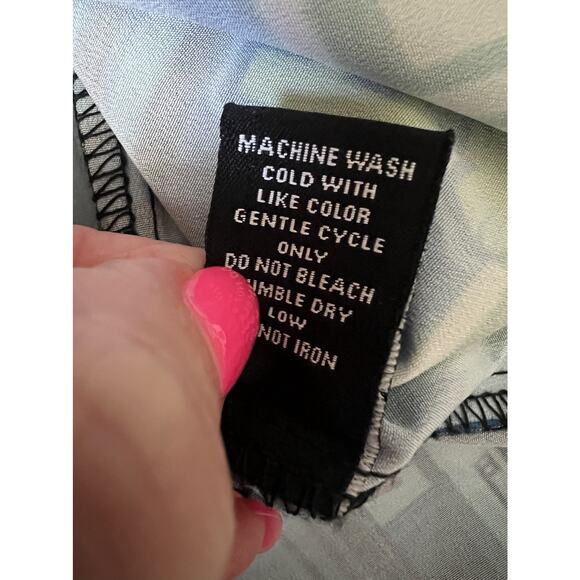 JUST ATTITUDE Graphic Tokyo Shinjwku Nights Button Down Shirt - Picture 13 of 15